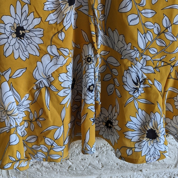 Row A | yellow floral summer dress size xl - Picture 3 of 7